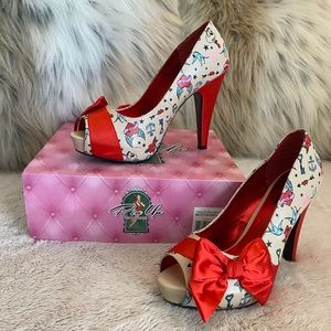 Sexy peep toe pinup heels